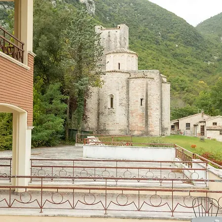 Hotel Terme Di Frasassi