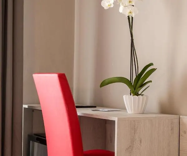 Terme Di Frasassi 3* 真加