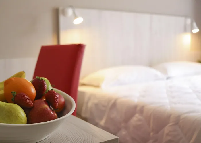 Terme Di Frasassi 酒店 3*