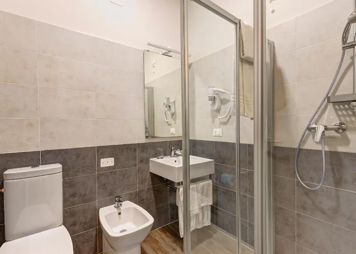 Terme Di Frasassi 3* 真加